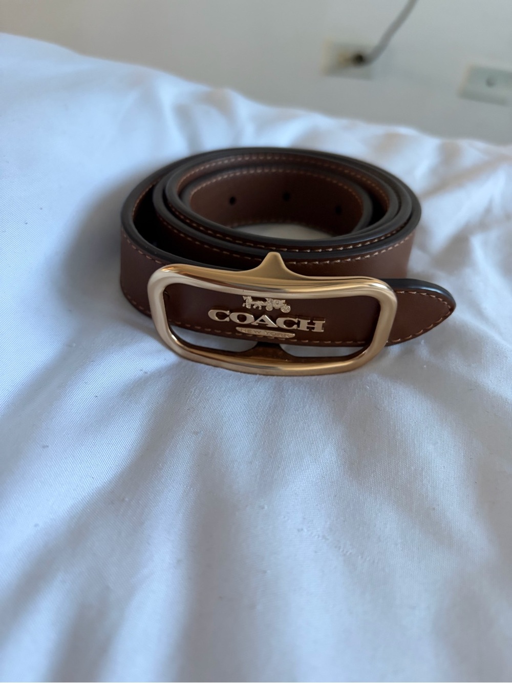 COACH Brown Leather Belt with Gold Buckle 25MM - Medium